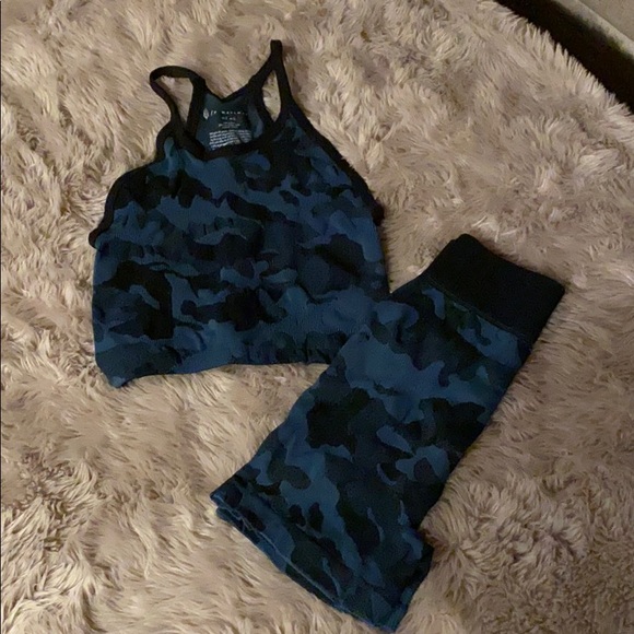 🌺 free people Happiness Camo biker sets - Picture 7 of 9